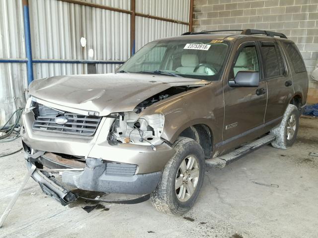 1FMEU62E66UA36715 - 2006 FORD EXPLORER X GOLD photo 2