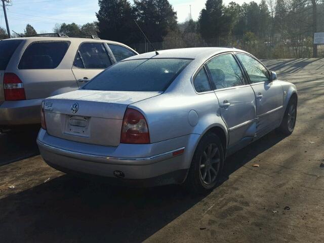 WVWPD63BX4P056947 - 2004 VOLKSWAGEN PASSAT GLS SILVER photo 4