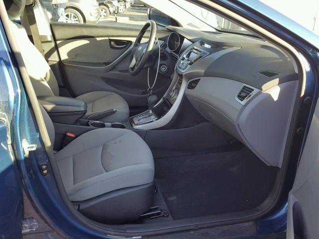 KMHDH4AE9DU989082 - 2013 HYUNDAI ELANTRA GL BLUE photo 5