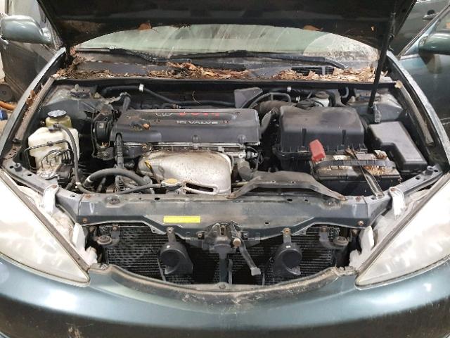 4T1BE32K12U542807 - 2002 TOYOTA CAMRY LE GREEN photo 7