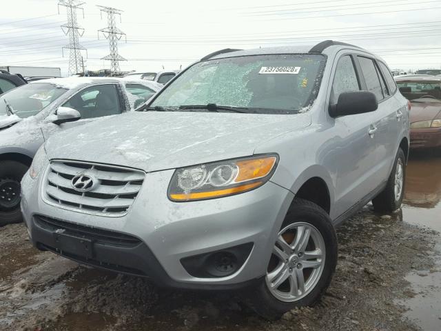 5NMSG3AB6AH337599 - 2010 HYUNDAI SANTA FE G SILVER photo 2