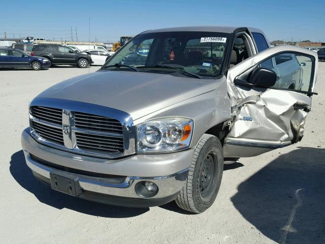 1D7HA18N78J241913 - 2008 DODGE RAM 1500 S SILVER photo 2