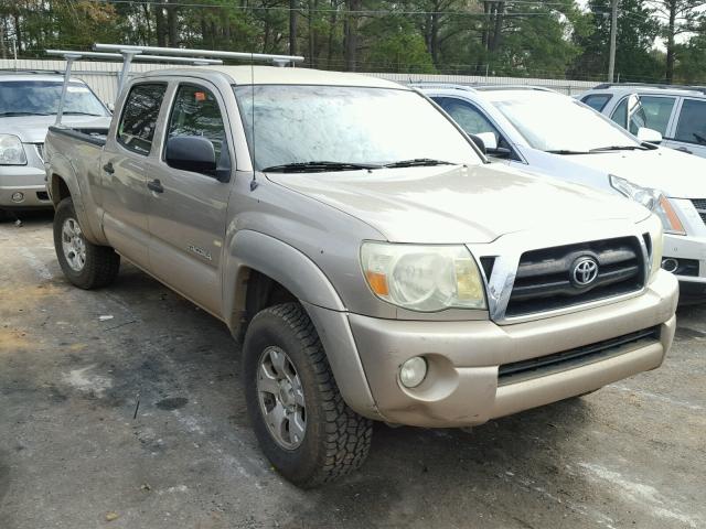 3TMMU52N66M002885 - 2006 TOYOTA TACOMA DOU GOLD photo 1