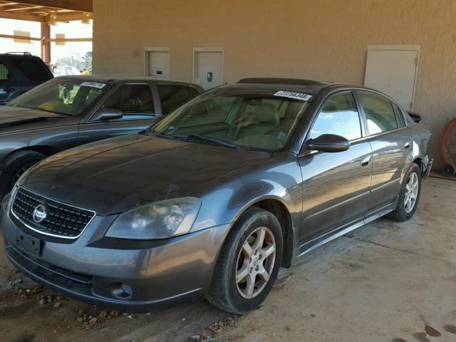 1N4AL11D66C183291 - 2006 NISSAN ALTIMA S GRAY photo 2