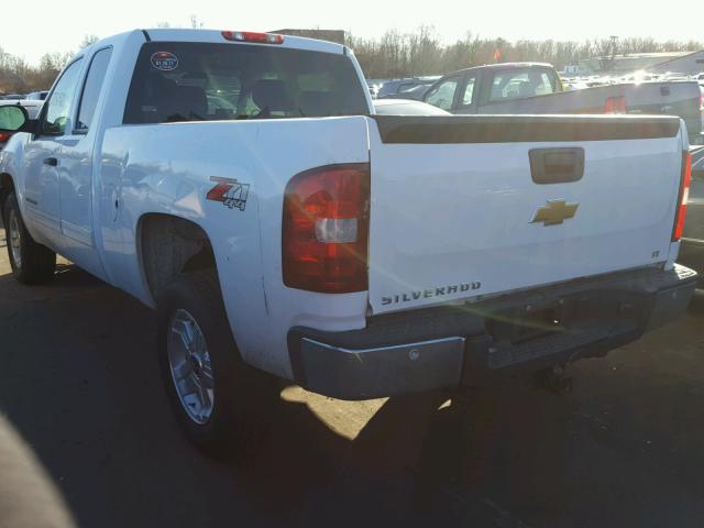 1GCRKSE78DZ151575 - 2013 CHEVROLET SILVERADO WHITE photo 3