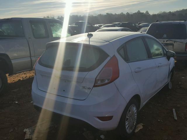 3FADP4TJ4GM143863 - 2016 FORD FIESTA S WHITE photo 4