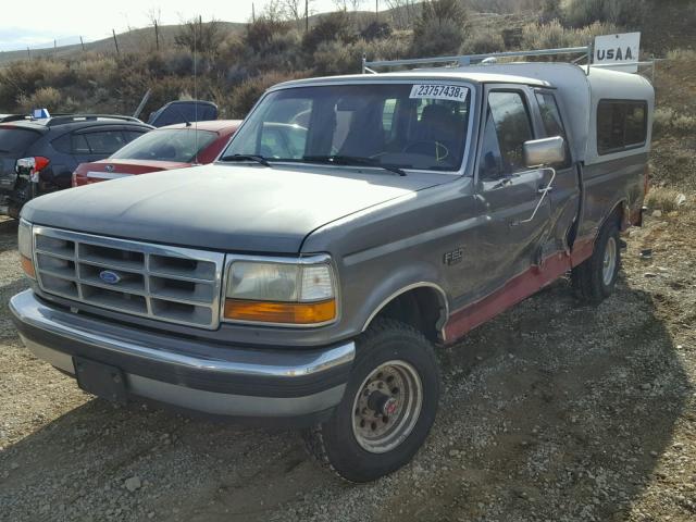 1FTEX14H5NKB10657 - 1992 FORD F150 GRAY photo 2