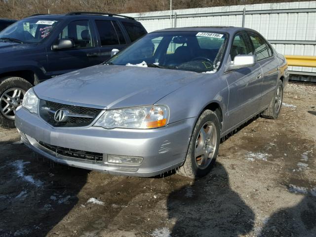 19UUA56642A059266 - 2002 ACURA 3.2TL SILVER photo 2