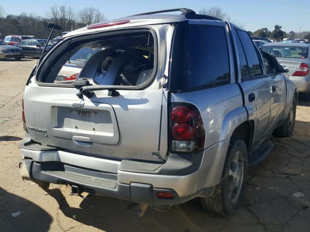 1GNDS13S982166412 - 2008 CHEVROLET TRAILBLAZE SILVER photo 4