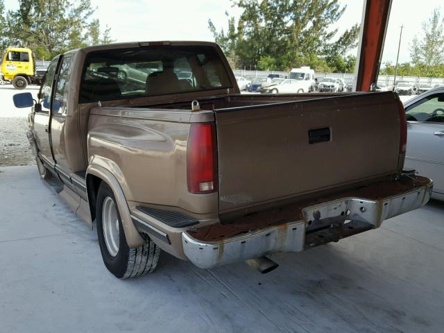 2GDEC19K7R1527280 - 1994 GMC SIERRA C15 BROWN photo 3