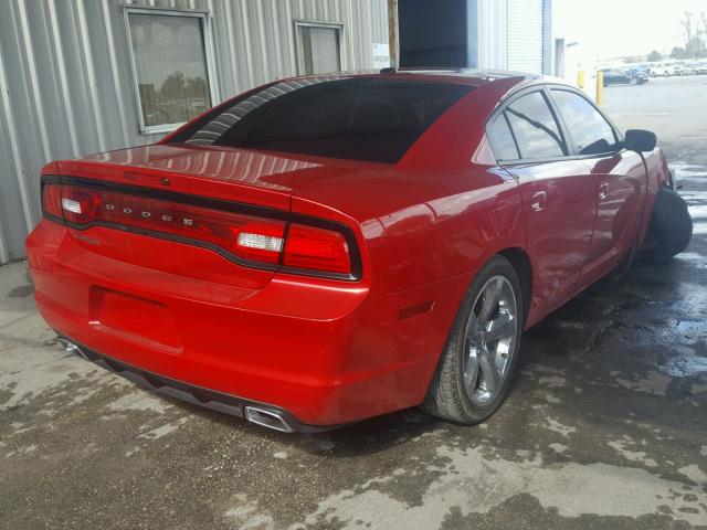 2C3CDXHG6CH125780 - 2012 DODGE CHARGER SX RED photo 4