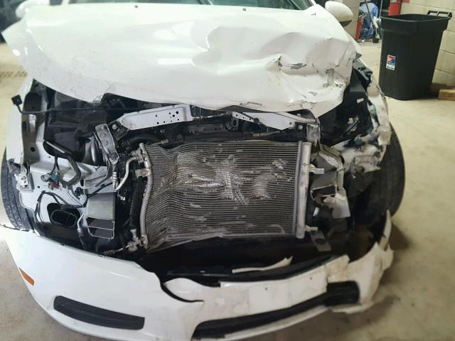 1G1PC5SB6E7394645 - 2014 CHEVROLET CRUZE LT WHITE photo 9