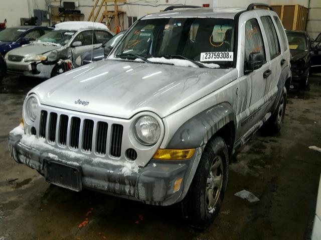 1J4GL48K75W622578 - 2005 JEEP LIBERTY SP SILVER photo 2