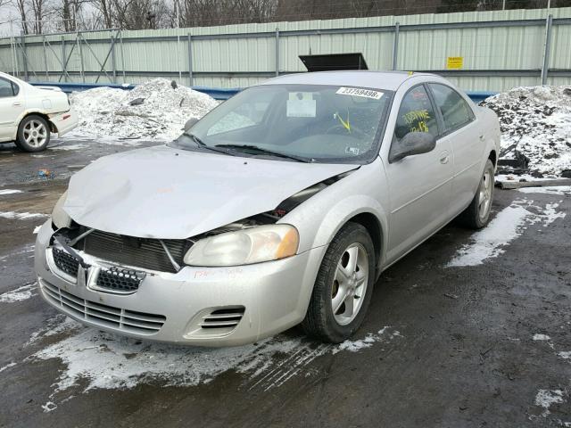 1B3EL46XX4N212956 - 2004 DODGE STRATUS SX SILVER photo 2