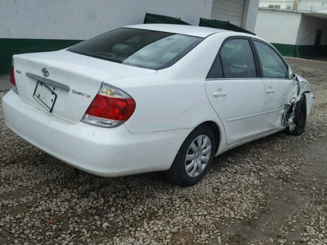 4T1BE32K85U536359 - 2005 TOYOTA CAMRY LE WHITE photo 4