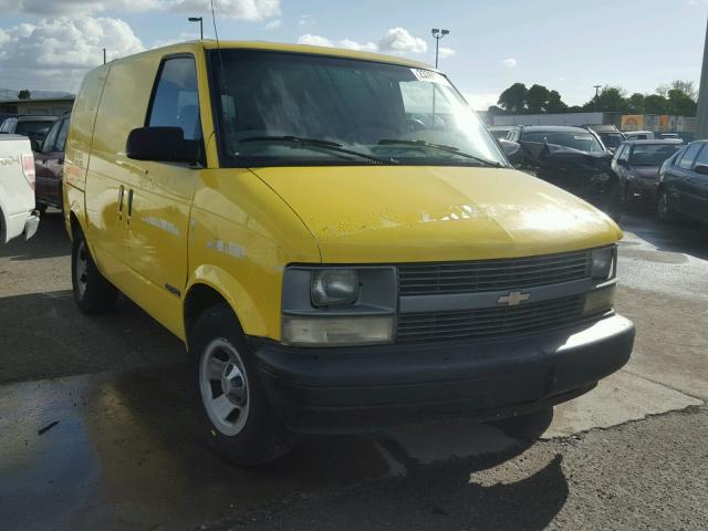 1GCDM19XX2B129799 - 2002 CHEVROLET ASTRO YELLOW photo 1