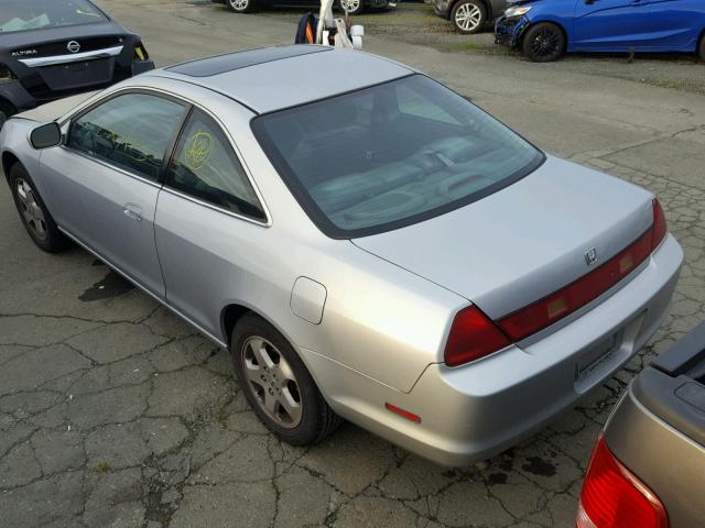 1HGCG2258YA036152 - 2000 HONDA ACCORD EX SILVER photo 3