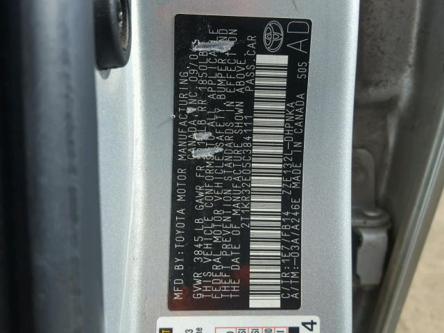 2T1KR32E05C384111 - 2005 TOYOTA MATRIX SILVER photo 10