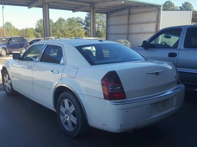 2C3LK63H56H328664 - 2006 CHRYSLER 300C WHITE photo 3