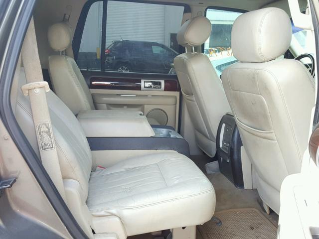 5LMFU28R83LJ12599 - 2003 LINCOLN NAVIGATOR GRAY photo 6