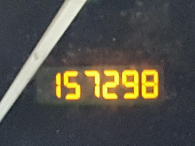 1G8ZY12741Z240028 - 2001 SATURN SC2 GOLD photo 8