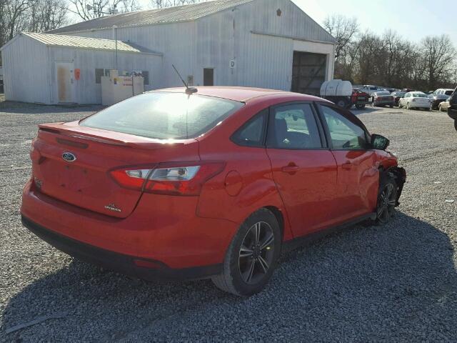 1FADP3F22EL195487 - 2014 FORD FOCUS SE RED photo 4