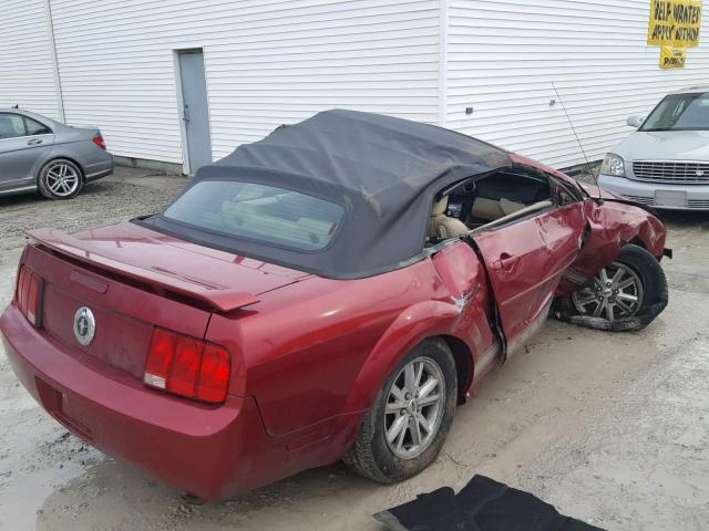 1ZVFT84N965262470 - 2006 FORD MUSTANG RED photo 4