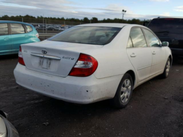 4T1BE32K02U080997 - 2002 TOYOTA CAMRY LE WHITE photo 4