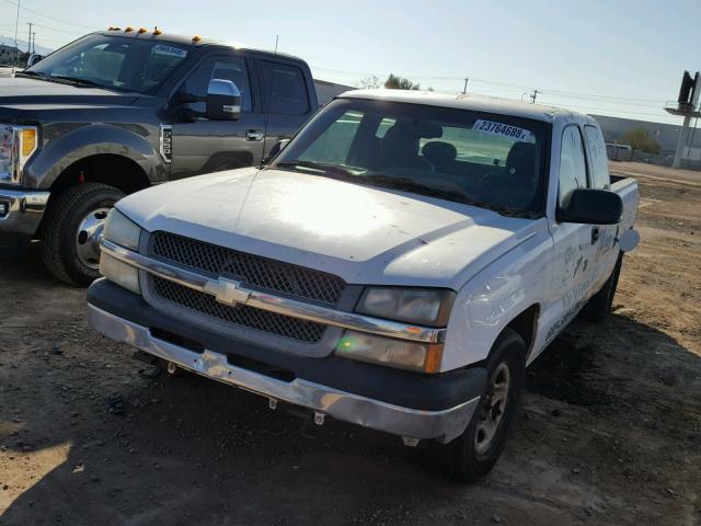 2GCEC19TX31401290 - 2003 CHEVROLET SILVERADO WHITE photo 2