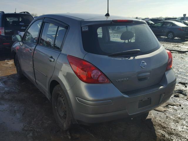 3N1BC13E18L368122 - 2008 NISSAN VERSA S SILVER photo 3