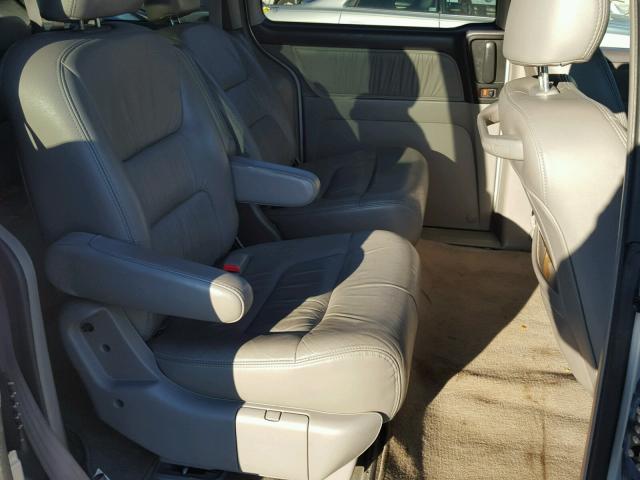 5FNRL18764B110306 - 2004 HONDA ODYSSEY EX GRAY photo 6