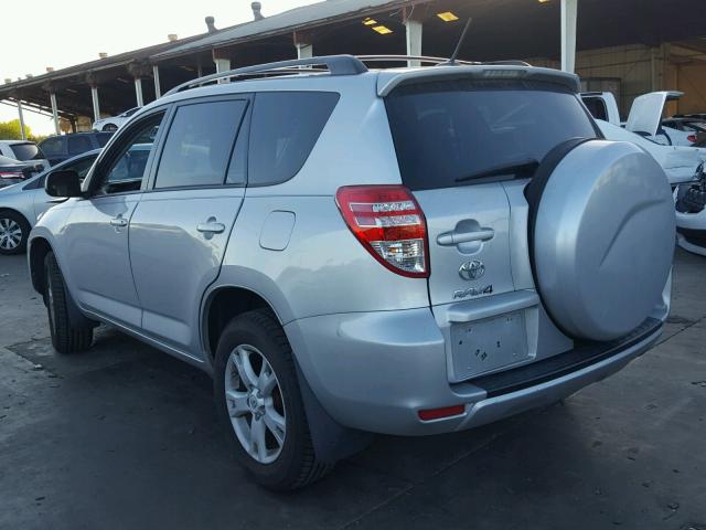 2T3BF4DV4CW248630 - 2012 TOYOTA RAV4 SILVER photo 3