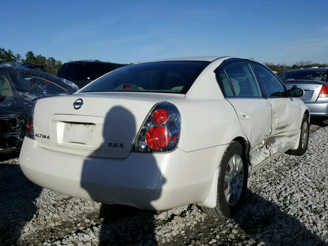 1N4AL11D85C253954 - 2005 NISSAN ALTIMA S WHITE photo 4