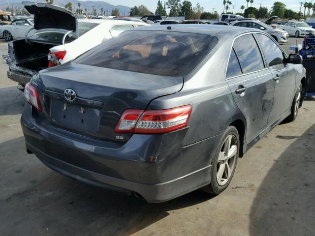 4T1BF3EK3BU772678 - 2011 TOYOTA CAMRY BASE GRAY photo 4