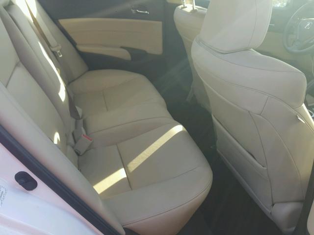 19UDE2F39GA009298 - 2016 ACURA ILX BASE WHITE photo 6