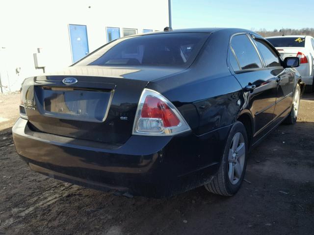 3FAHP07Z38R270022 - 2008 FORD FUSION SE BLACK photo 4