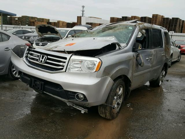 5FNYF3H72FB034178 - 2015 HONDA PILOT EXLN SILVER photo 2