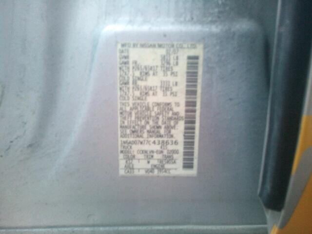 1N6AD07W77C438636 - 2007 NISSAN FRONTIER C SILVER photo 10