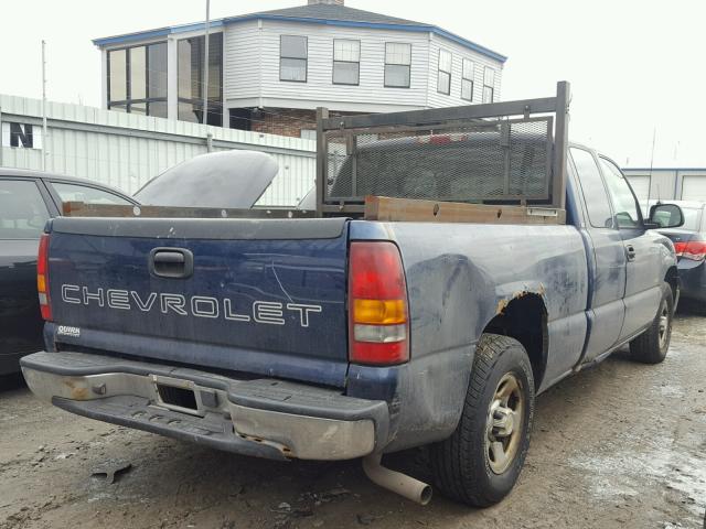 2GCEC19W121336824 - 2002 CHEVROLET SILVERADO BLUE photo 4