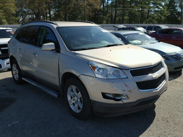 1GNLRFED4AS120043 - 2010 CHEVROLET TRAVERSE L SILVER photo 1