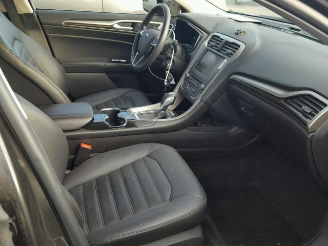 3FA6P0T99GR290819 - 2016 FORD FUSION SE GRAY photo 5