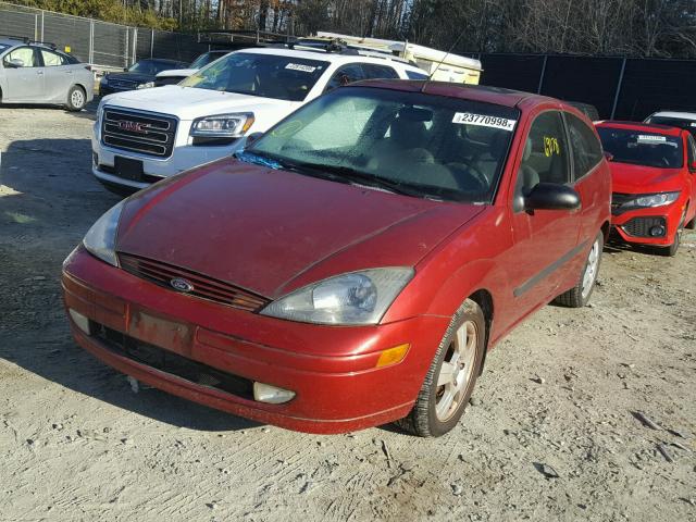 3FAFP31313R172421 - 2003 FORD FOCUS ZX3 RED photo 2
