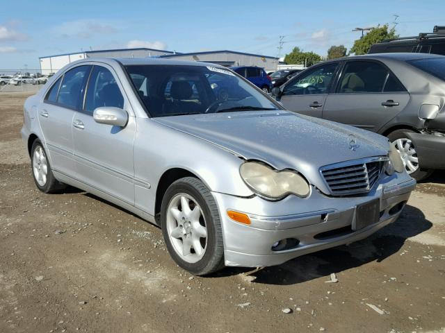 WDBRF61J73F366702 - 2003 MERCEDES-BENZ C 240 SILVER photo 1