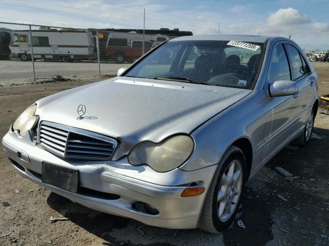 WDBRF61J73F366702 - 2003 MERCEDES-BENZ C 240 SILVER photo 2