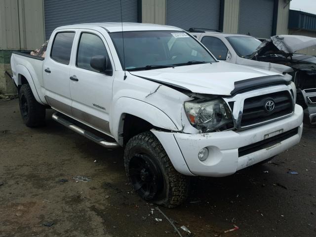 5TEMU52N66Z159447 - 2006 TOYOTA TACOMA DOU WHITE photo 1