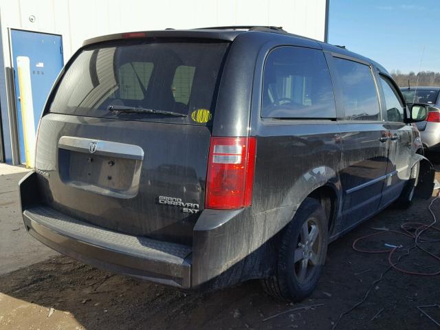 2D4RN5D17AR484378 - 2010 DODGE GRAND CARA BLACK photo 4