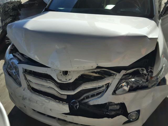 4T1BK3EK2BU623366 - 2011 TOYOTA CAMRY SE WHITE photo 7