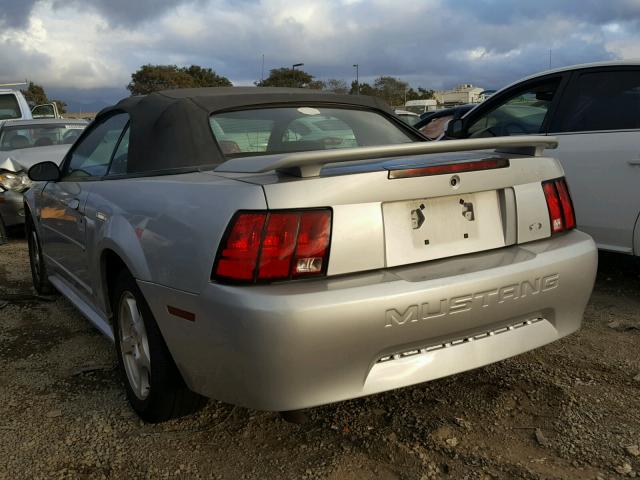 1FAFP446X4F154185 - 2004 FORD MUSTANG SILVER photo 3