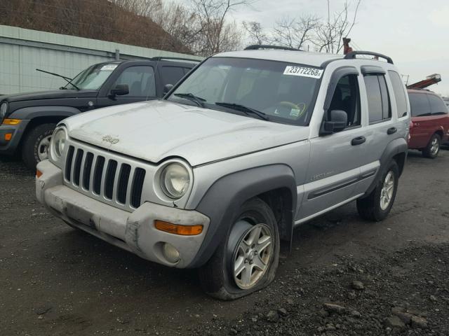 1J4GL48K03W675278 - 2003 JEEP LIBERTY SP SILVER photo 2