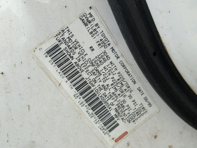 JT6HF10U1X0085541 - 1999 LEXUS RX 300 WHITE photo 10